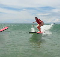 Byron Bay Style Surfing - New Castle Holiday