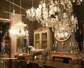 The Country Trader - New Castle Holiday 0