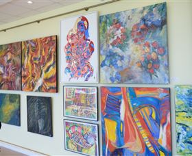Skyfire Studio Art Gallery Tour - New Castle Holiday 1