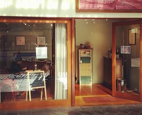 Skyfire Studio Art Gallery Tour - New Castle Holiday 6