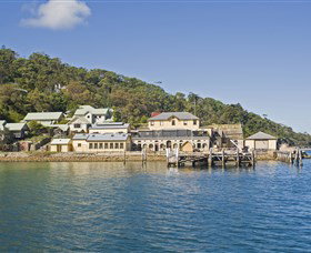 Chowder Bay - New Castle Holiday 0