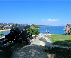 Outdoor East Walking Tours - New Castle Holiday 2