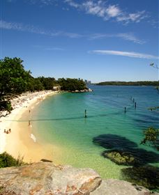 Outdoor East Walking Tours - New Castle Holiday 3