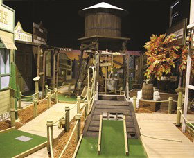 Mega Mini Golf - New Castle Holiday 2