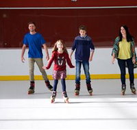 Maximum Skating - New Castle Holiday