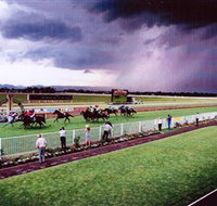 Hawkesbury Race Club - New Castle Holiday
