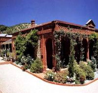Beaumont House - New Castle Holiday