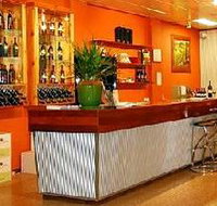 Thachi Wines - New Castle Holiday