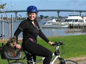Encounter Bikeway - New Castle Holiday 1