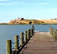 Point Malcolm Lighthouse - New Castle Holiday