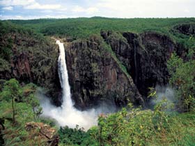 Wallaman Falls, Girringun National Park - New Castle Holiday 0