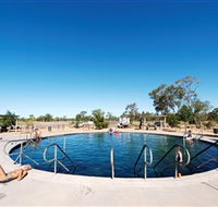 Lightning Ridge Bore Baths - New Castle Holiday