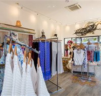 Gregory Street - New Castle Holiday