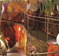 The Crystal Caves - New Castle Holiday