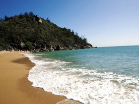 Horseshoe Bay - New Castle Holiday 0