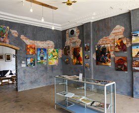 Splatter Gallery And Art Studio - New Castle Holiday 1
