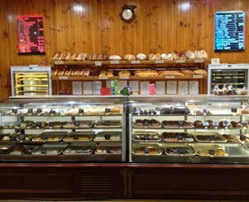 Strathy Hot Bread - New Castle Holiday 0