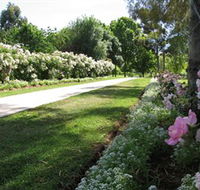 Barooga Botanical Gardens - New Castle Holiday