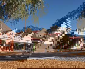 Ariah Park NSW New Castle Holiday