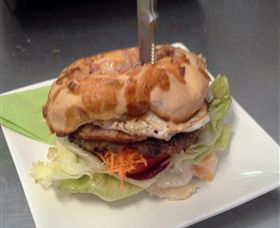 1u Cafe - New Castle Holiday 3