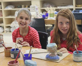 Shepparton Art Museum (SAM) - New Castle Holiday 4