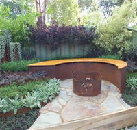 Overwrought Sculpture Garden and Gallery - New Castle Holiday