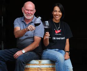 Tar & Roses Wines - New Castle Holiday 0
