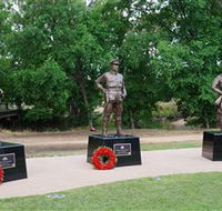 VC Memorial Park - Honouring Our Heroes - New Castle Holiday