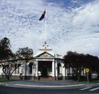 Museum of The Riverina - Historic Council Chambers Site - New Castle Holiday