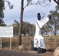 The Henty Man - New Castle Holiday