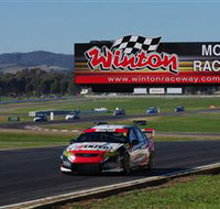 Winton Motor Raceway - New Castle Holiday