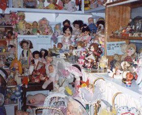 Gerogery Doll Museum - New Castle Holiday 1