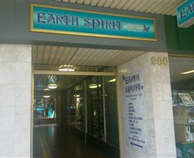 Earth Spirit Natures Clothing And Giftware - New Castle Holiday 0