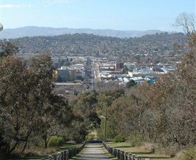 Monument Hill - New Castle Holiday 3