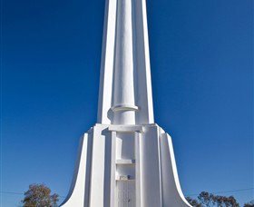 Monument Hill - New Castle Holiday 2