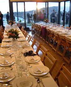 Amulet Vineyard And Beechworth Cider - New Castle Holiday 2