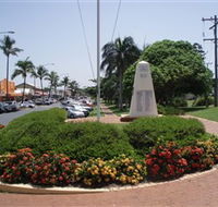 Yeppoon War Memorial - New Castle Holiday