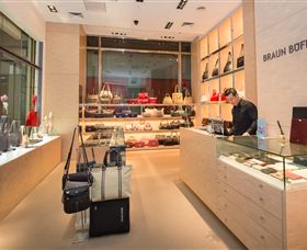 Collins234 Boutique Place - New Castle Holiday 1