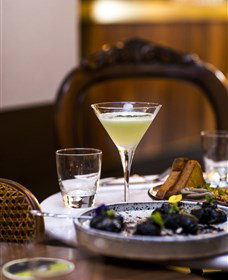 Parlour Wine Room - New Castle Holiday 2