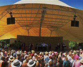 Commonwealth Park - New Castle Holiday 5