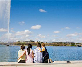 Captain James Cook Memorial - New Castle Holiday 3