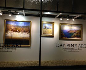 Day Fine Art - New Castle Holiday 1