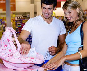 Canberra Outlet Centre - New Castle Holiday 1