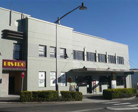 Katoomba Family Hotel And Restaurant - New Castle Holiday 0