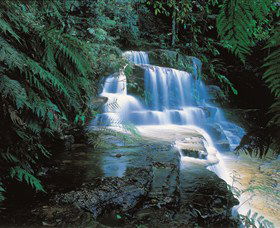 Leura NSW New Castle Holiday