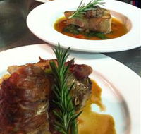 djinta djinta Winery and de Vine Restaurant - New Castle Holiday