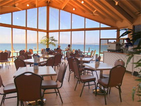 Discovery Bay Tourism Experience - New Castle Holiday 3