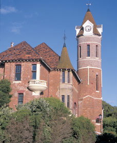 Old Post Office - New Castle Holiday 0