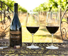 Whispering Brook - New Castle Holiday 0