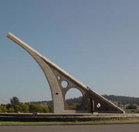 Singleton Sundial - New Castle Holiday
